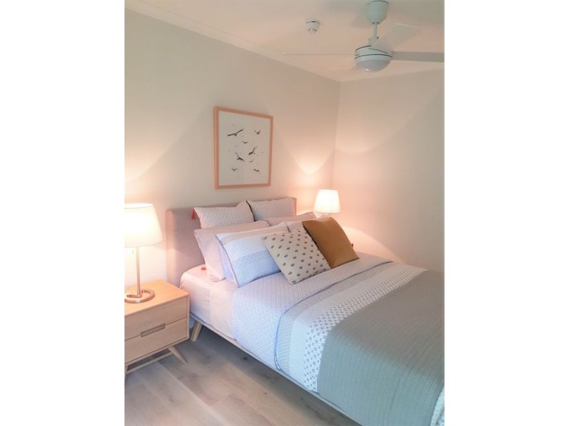 224.85. DEAKIN STREET, Kangaroo Point QLD 4169