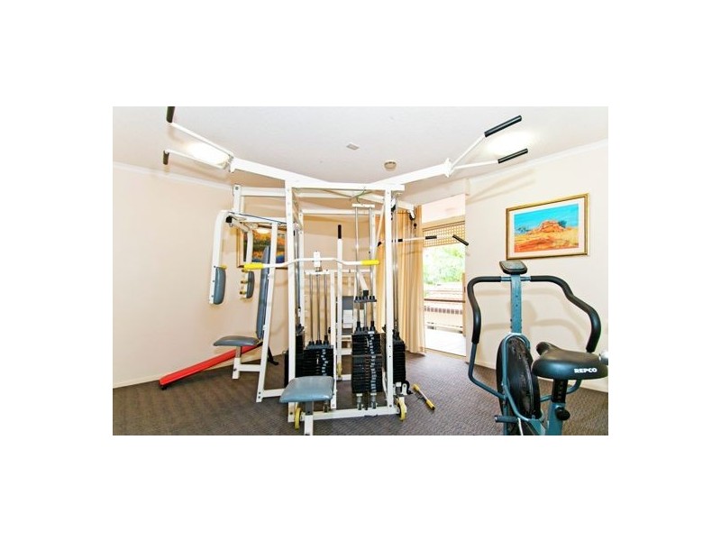 224.85. DEAKIN STREET, Kangaroo Point QLD 4169