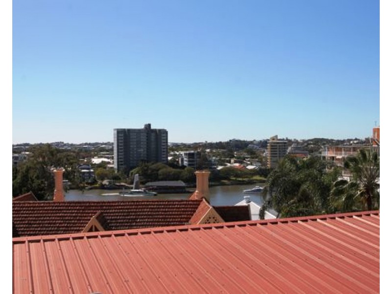 520.9 CASTLEBAR ST, Kangaroo Point QLD 4169