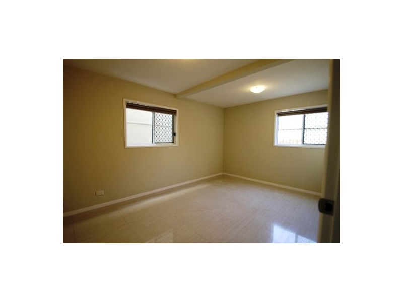 2/30 FISHER STREET, East Brisbane QLD 4169