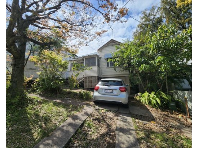 .38 WEST ST, Highgate Hill QLD 4101