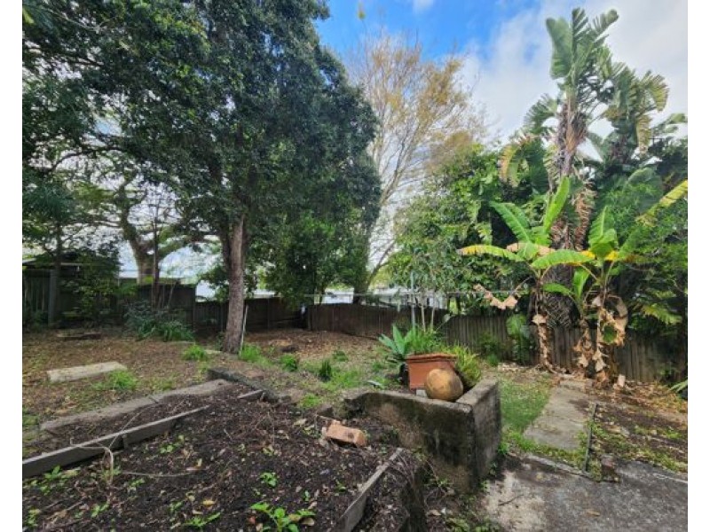 .38 WEST ST, Highgate Hill QLD 4101