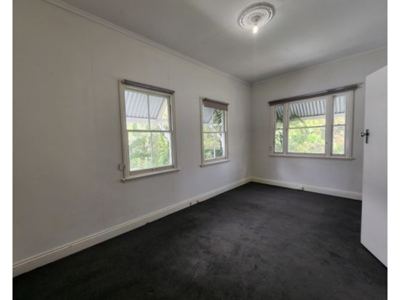 .38 WEST ST, Highgate Hill QLD 4101