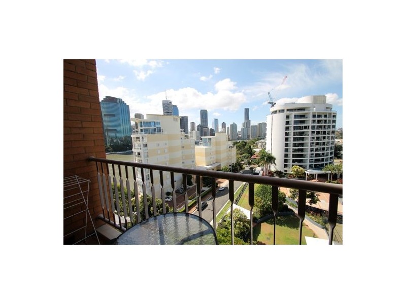.706.355 MAIN STREET, Kangaroo Point QLD 4169