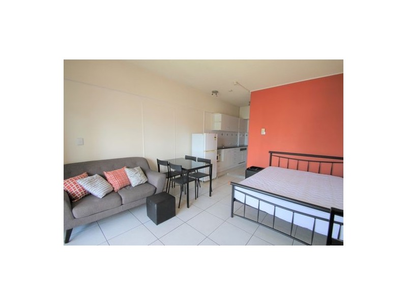 .706.355 MAIN STREET, Kangaroo Point QLD 4169