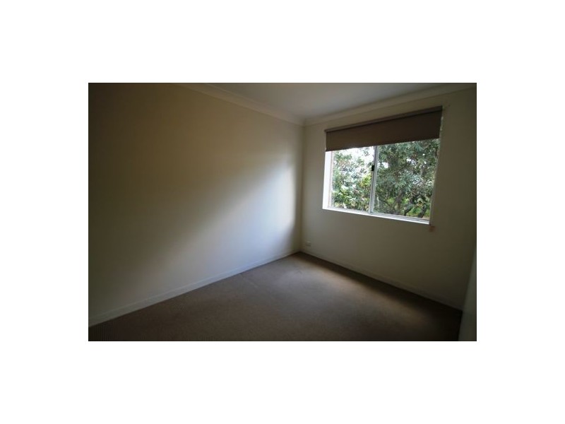 2.34 BARON STREET, Greenslopes QLD 4120