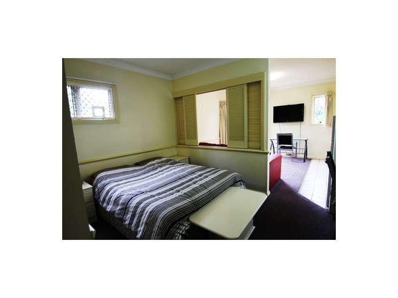 4.45 WHARF STREET, Kangaroo Point QLD 4169