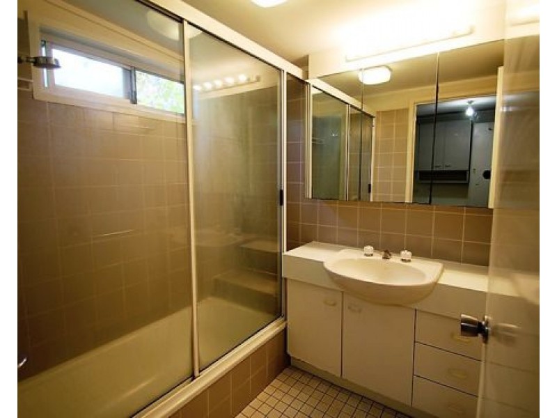 85. THOMAS STREET, Kangaroo Point QLD 4169