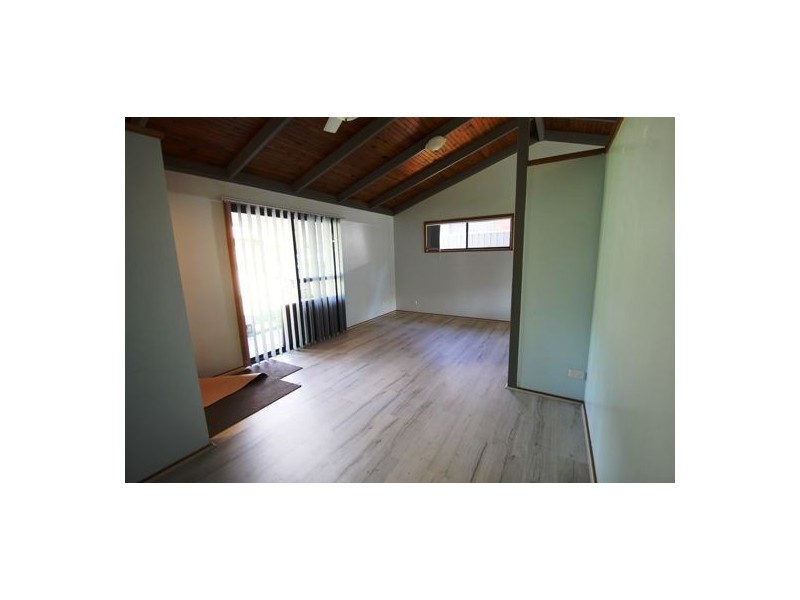 412 WINSTANLEY STREET, Carindale QLD 4152