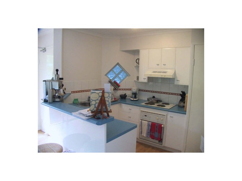 8/56 THORN STREET, Kangaroo Point QLD 4169