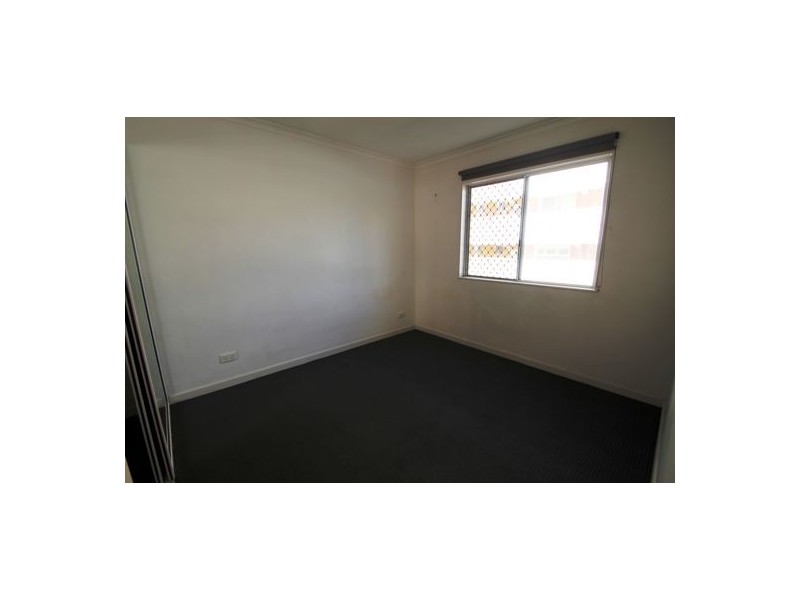 8/56 THORN STREET, Kangaroo Point QLD 4169