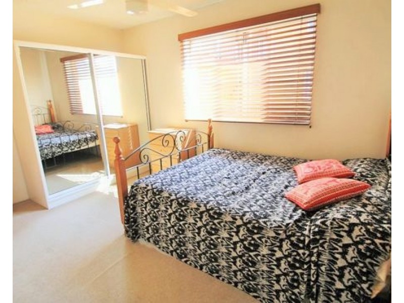 8.63 NORTHCOTE STREET, East Brisbane QLD 4169