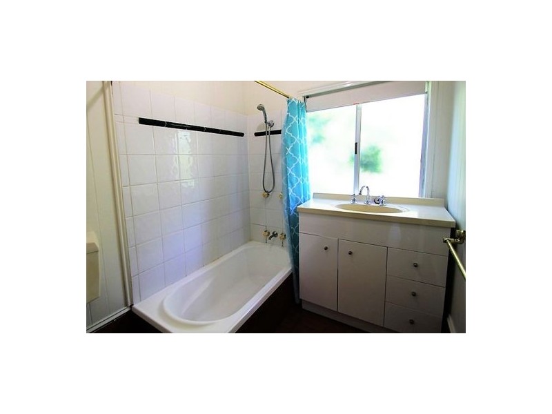 54 CLARENDON STREET, East Brisbane QLD 4169