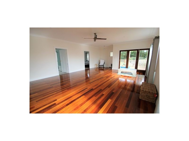 55. Carranya St, Camp Hill QLD 4152