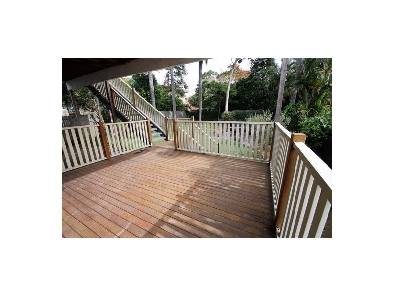 55. Carranya St, Camp Hill QLD 4152