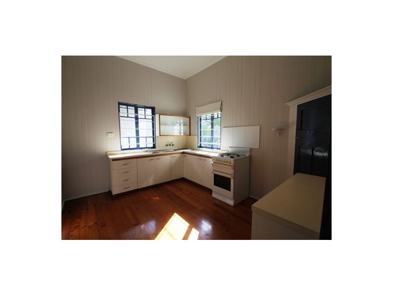 2 DIDSBURY STREET, East Brisbane QLD 4169