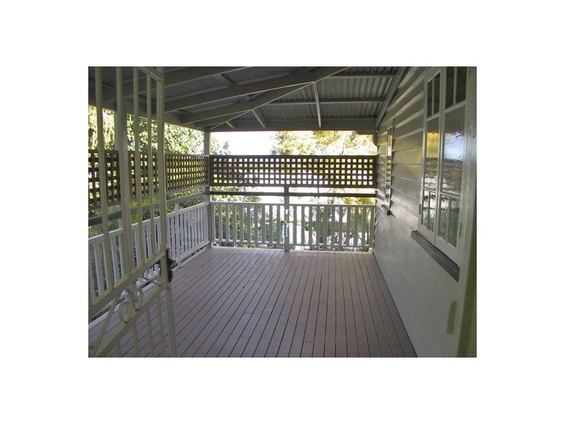 2 DIDSBURY STREET, East Brisbane QLD 4169