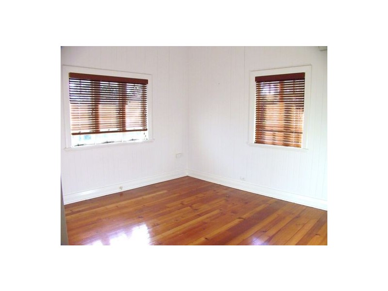 2 DIDSBURY STREET, East Brisbane QLD 4169