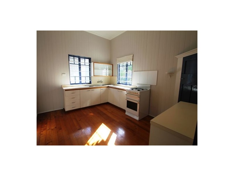 2 DIDSBURY STREET, East Brisbane QLD 4169