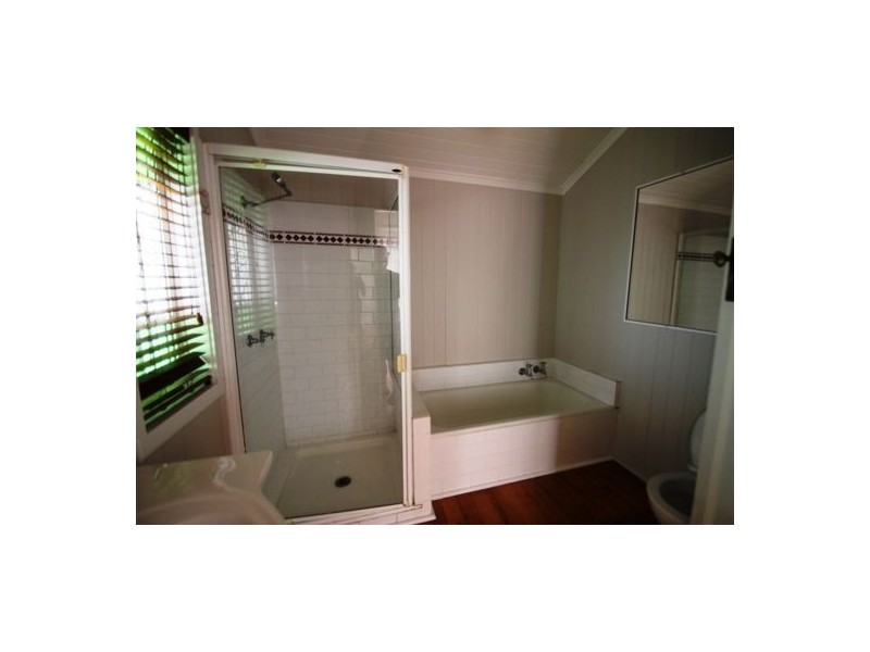 2 DIDSBURY STREET, East Brisbane QLD 4169