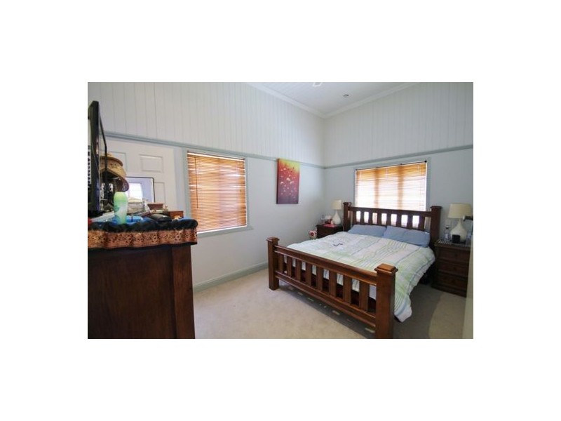 13A ADINA STREET, Norman Park QLD 4170