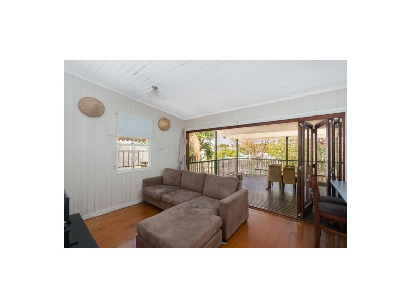 8 PHIPPS STREET, East Brisbane QLD 4169