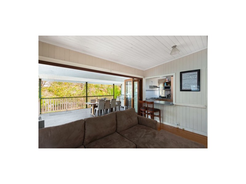 8 PHIPPS STREET, East Brisbane QLD 4169