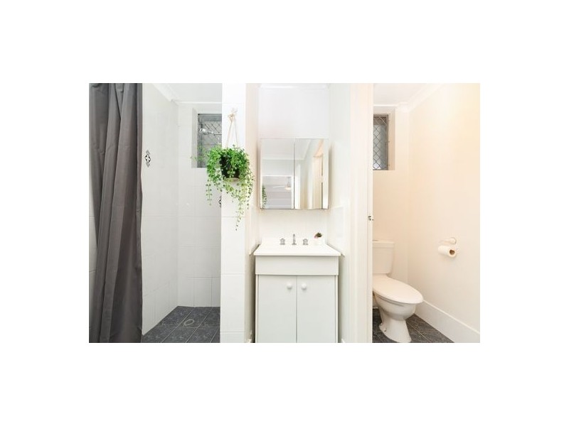 11/45 THORN STREET, Kangaroo Point QLD 4169