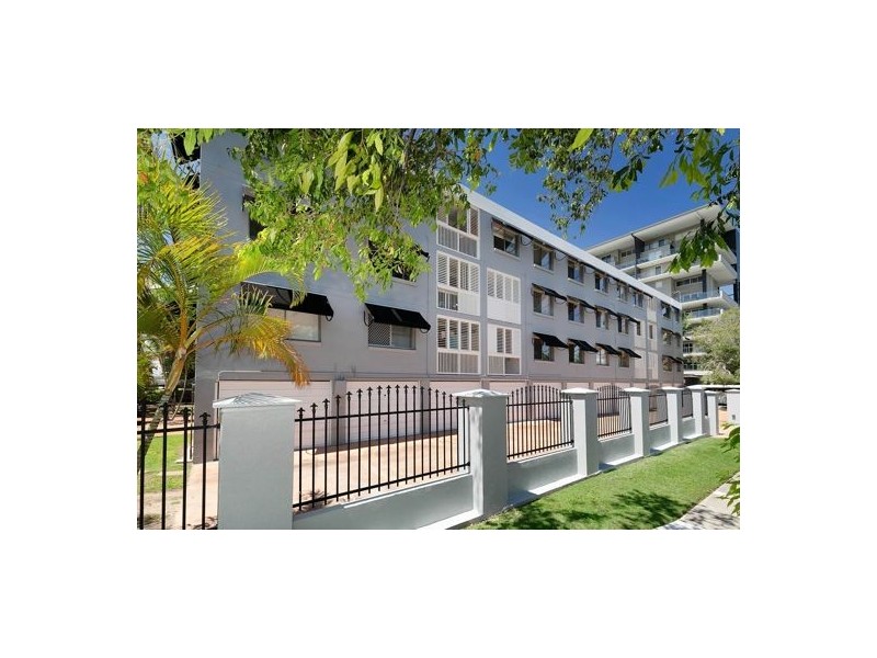 11/45 THORN STREET, Kangaroo Point QLD 4169