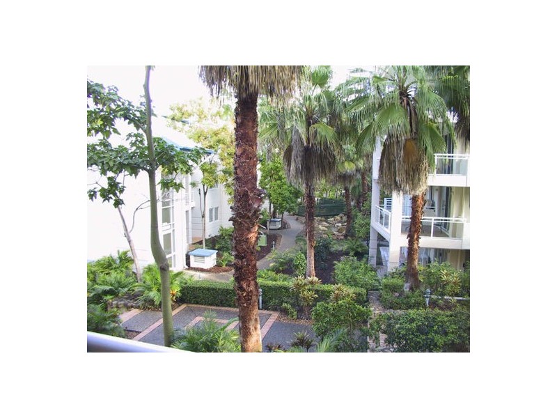 3006.56 WHARF STREET, Kangaroo Point QLD 4169