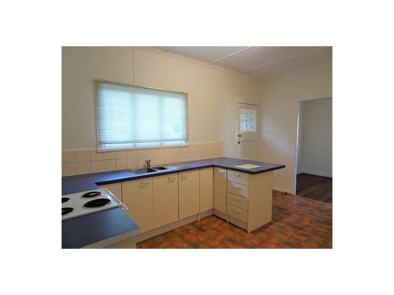 46 RAILWAY PARADE, Norman Park QLD 4170