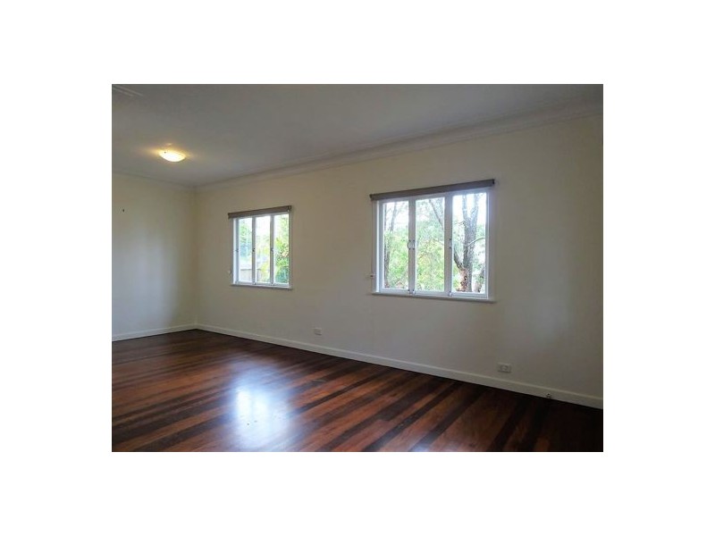 46 RAILWAY PARADE, Norman Park QLD 4170
