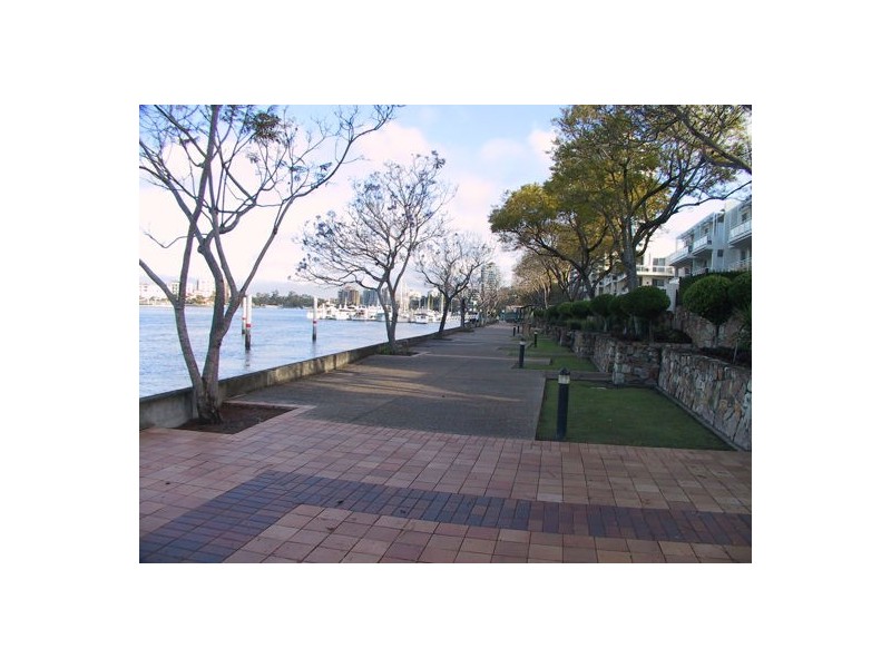 3006/56 WHARF STREET, Kangaroo Point QLD 4169
