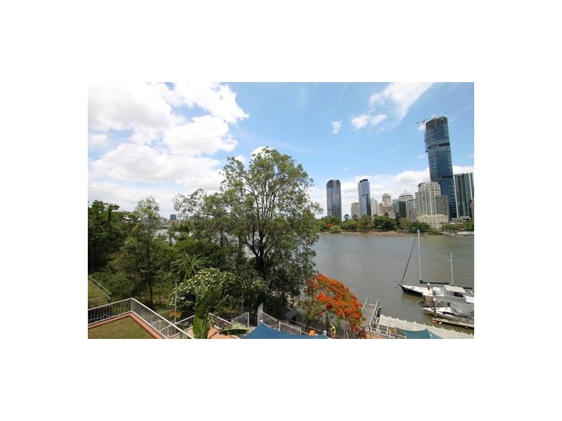 24/355 MAIN STREET, Kangaroo Point QLD 4169