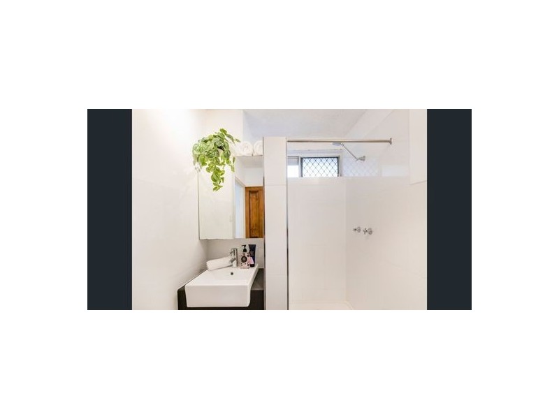 2/63 NORTHCOTE STREET, East Brisbane QLD 4169