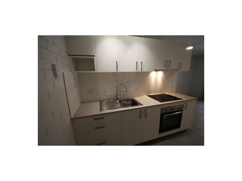 8.25 LISBURN STREET, East Brisbane QLD 4169