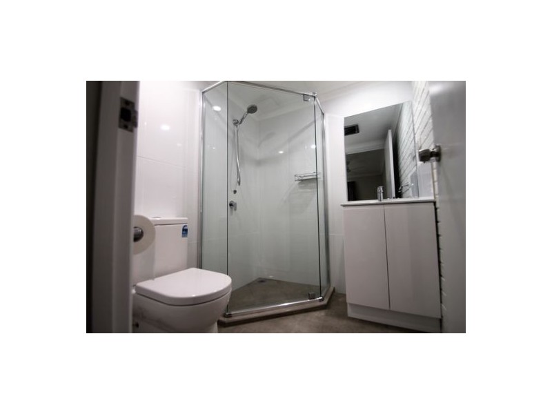 8.25 LISBURN STREET, East Brisbane QLD 4169