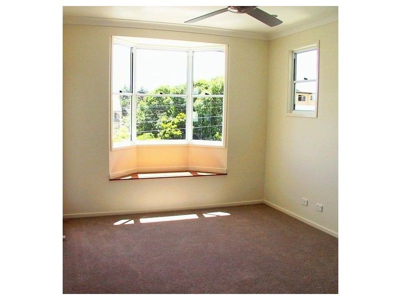 18. NOELA STREET, Coorparoo QLD 4151