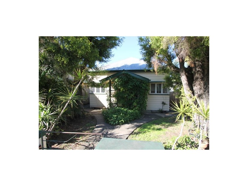 4/24 FISHER STREET, East Brisbane QLD 4169