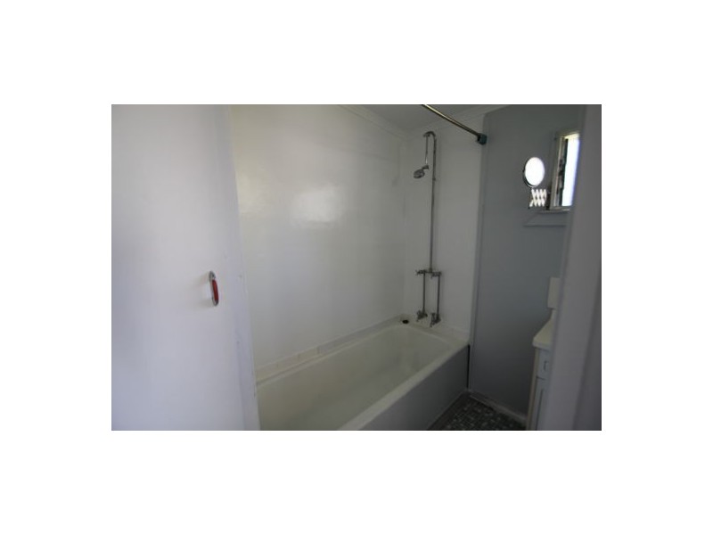 4/24 FISHER STREET, East Brisbane QLD 4169