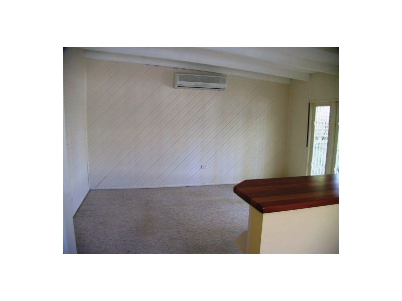 25 NEVILLE STREET, Kangaroo Point QLD 4169