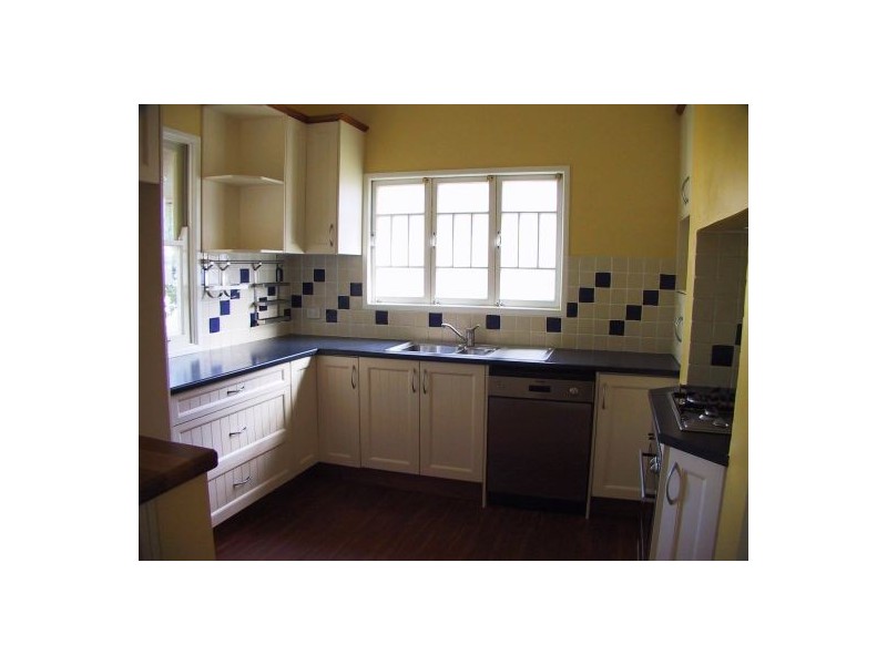 25 NEVILLE STREET, Kangaroo Point QLD 4169