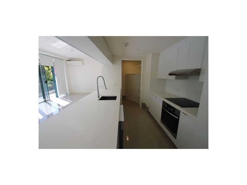 23/10 Goodwin St, Kangaroo Point QLD 4169