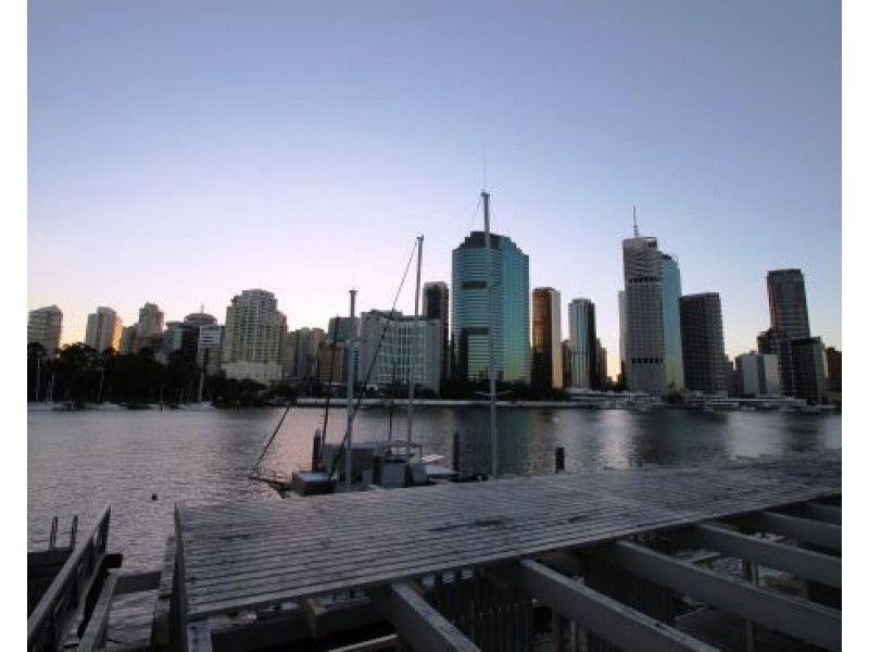 705.355 MAIN STREET, Kangaroo Point QLD 4169