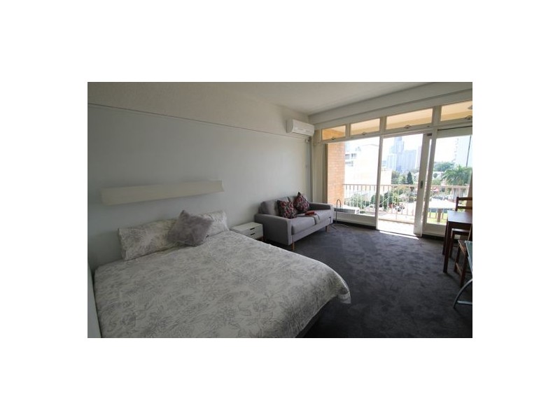 404/355 MAIN STREET, Kangaroo Point QLD 4169