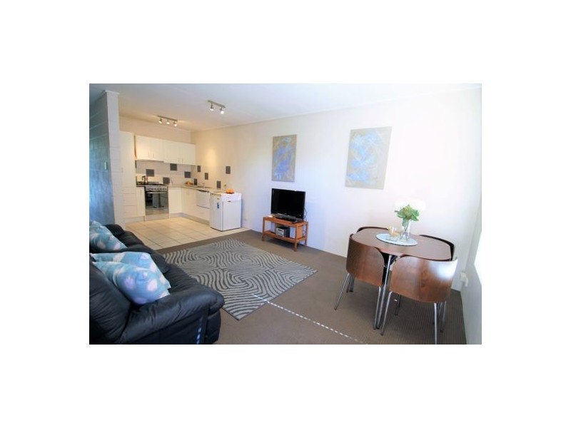 6.32 CLARENDON STREET, East Brisbane QLD 4169