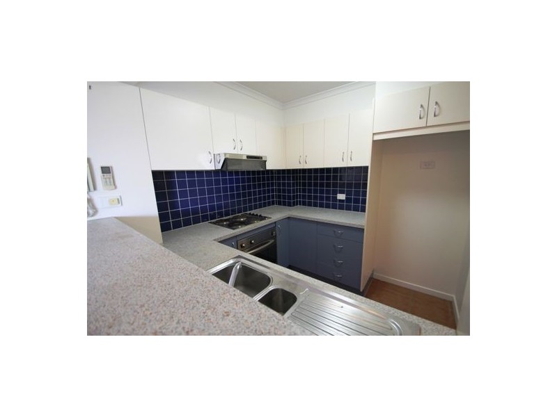 15.106 LINTON STREET, Kangaroo Point QLD 4169