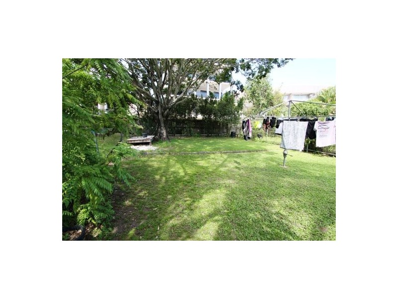 24 SALSTONE STREET, Kangaroo Point QLD 4169