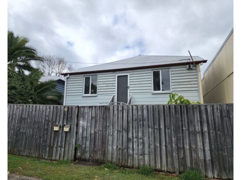 1/30 FISHER STREET, East Brisbane QLD 4169