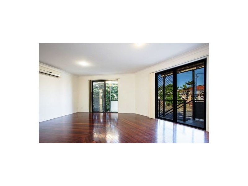 3/146 PEMBROKE STREET, Coorparoo QLD 4151